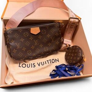 Louis Vuitton Multi Bag Pochette Accessoires Pink Crossbody Strap Monogram & Box